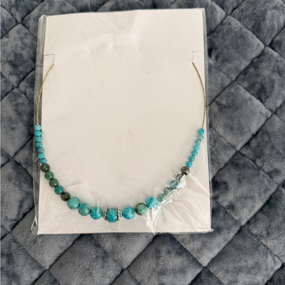 Chic Turquoise Beaded Necklace
